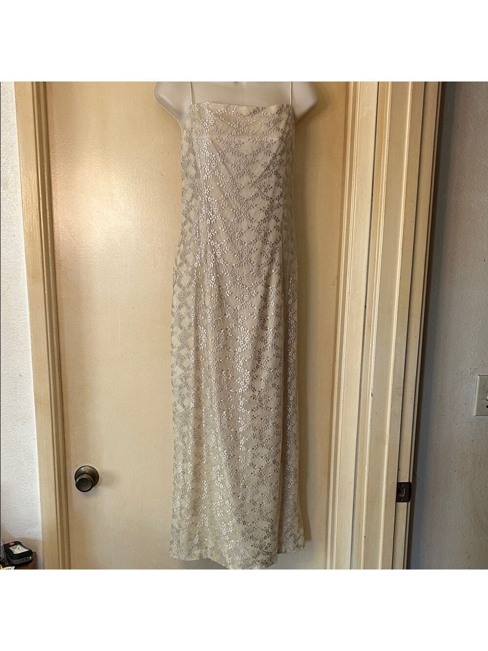 Alex Evenings Spaghetti Strap Cream Lace Gown size 14